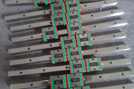  遇到不同規(guī)格型號的微型導軌怎么樣使用？